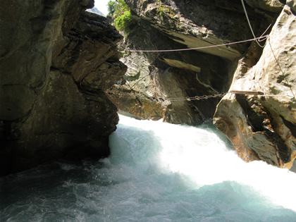 dry canyon mountain guides aosta